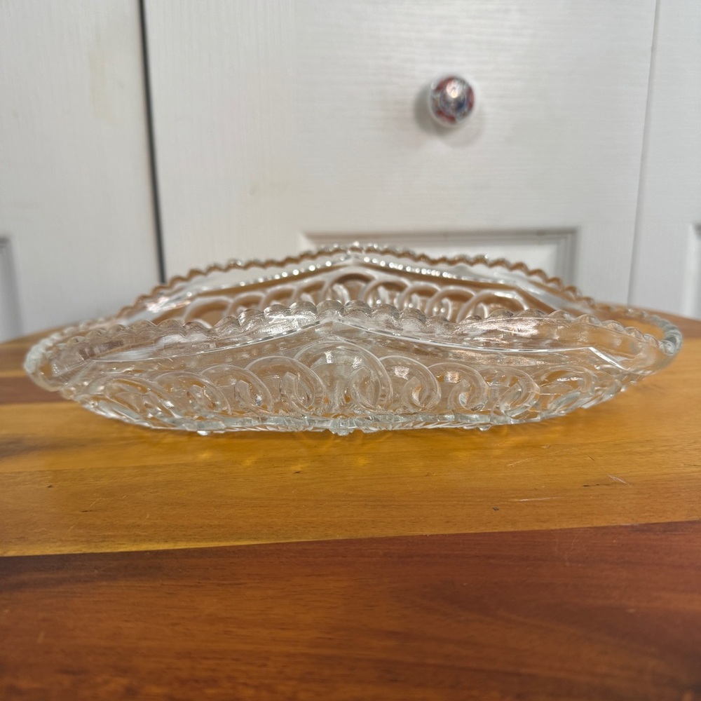 Higbee Yorke & Circle celery relish dish EAPG